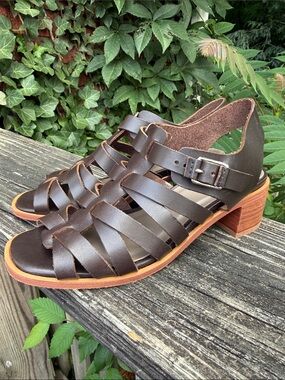 Wilder Clover Fisherman Sandals Women’s 6 Vachetta Leather